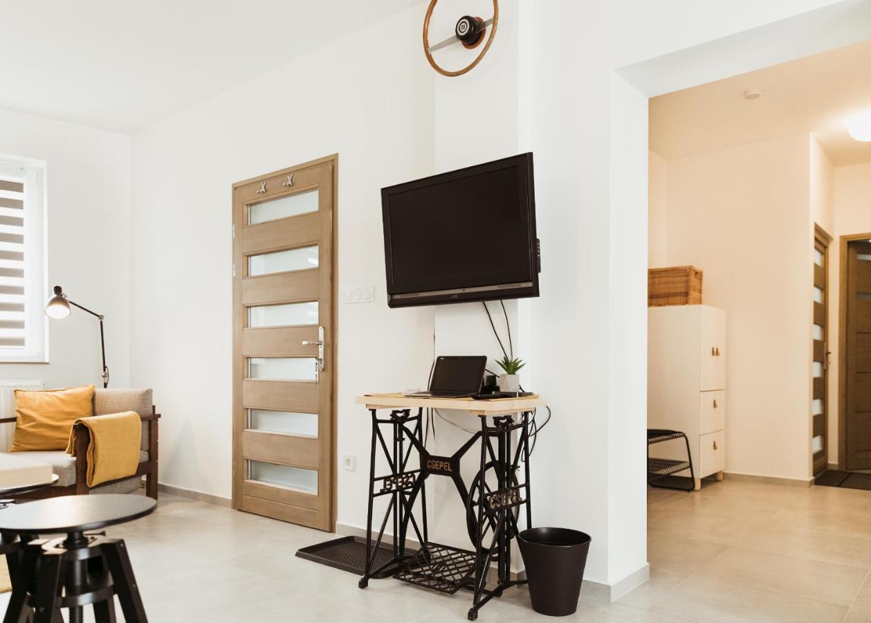 Major11 Apartman - Zsolnay Negyed เปตช์ ภายนอก รูปภาพ