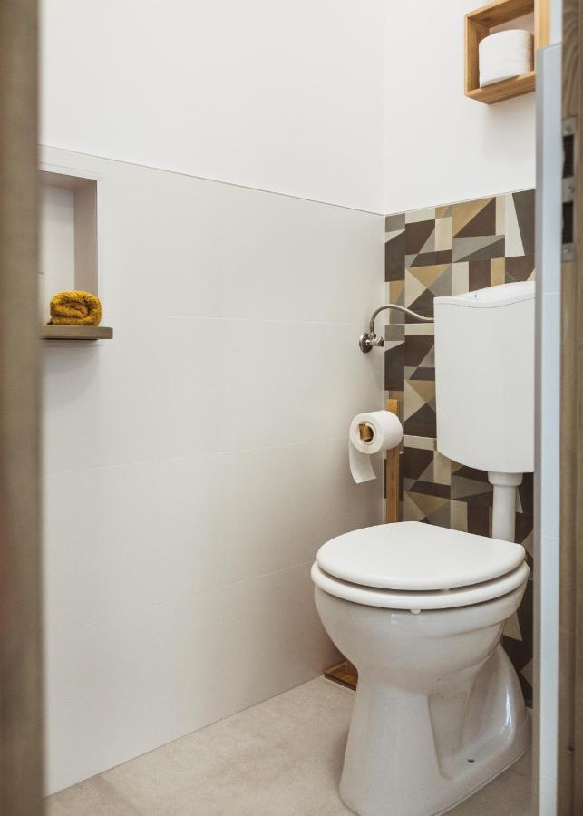 Major11 Apartman - Zsolnay Negyed เปตช์ ภายนอก รูปภาพ